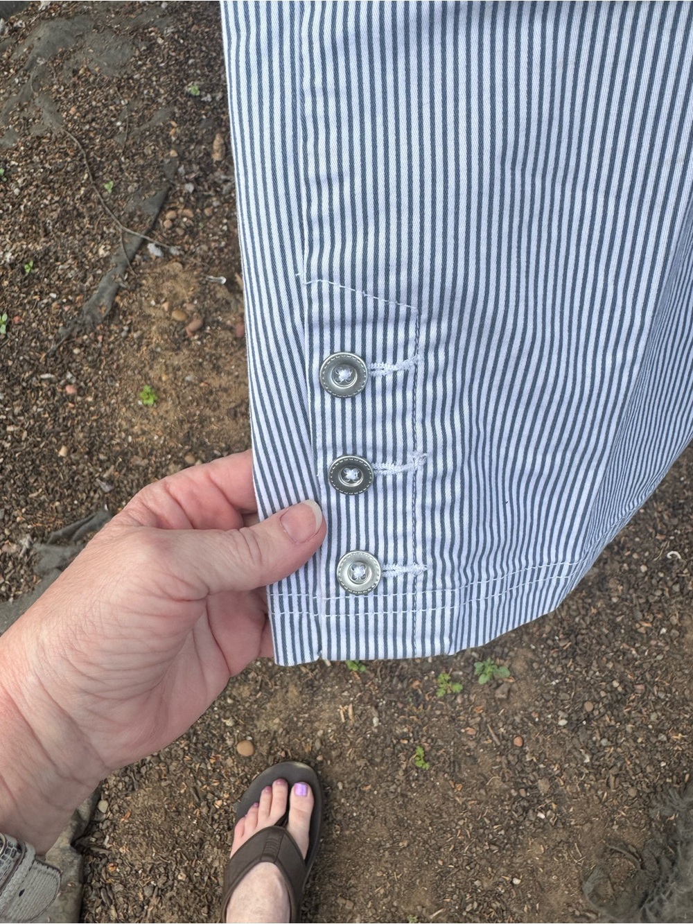 Karen Scott Blue and White Striped Capris with Button Cuffs - Picture 3 of 13